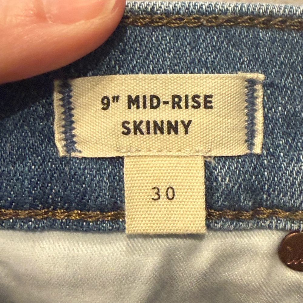 Madewell 9” Midrise Skinny Jean - Picture 7 of 9